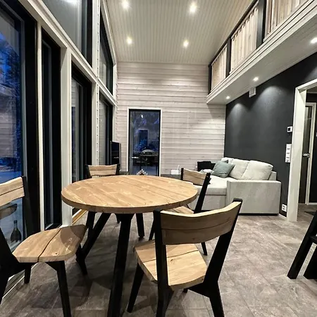 Villa Norvamaja With A View, Sauna And Jacuzzi Rovaniemi