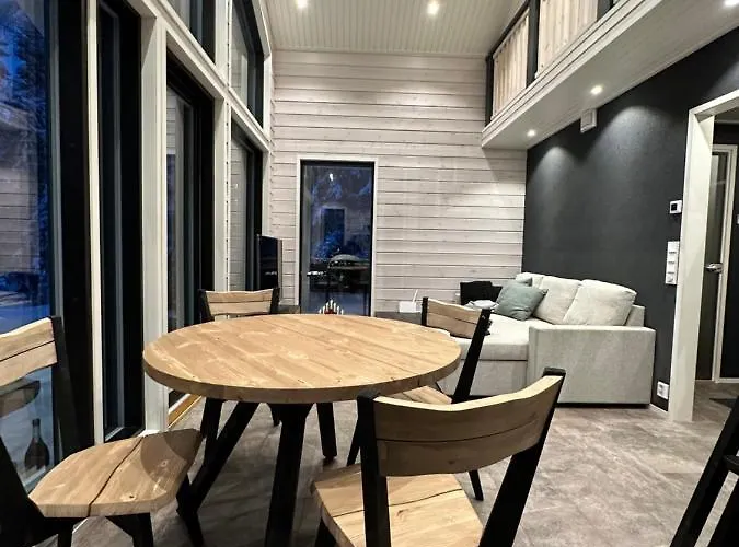 Вилла Norvamaja With A View, Sauna And Jacuzzi Рованиеми