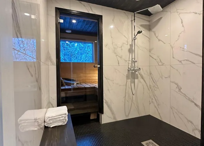 Norvamaja With A View, Sauna And Jacuzzi * Рованиеми